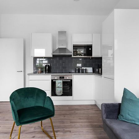 Livestay-Modern Apartments Building In Aylesbury آيْلسبري المظهر الخارجي الصورة