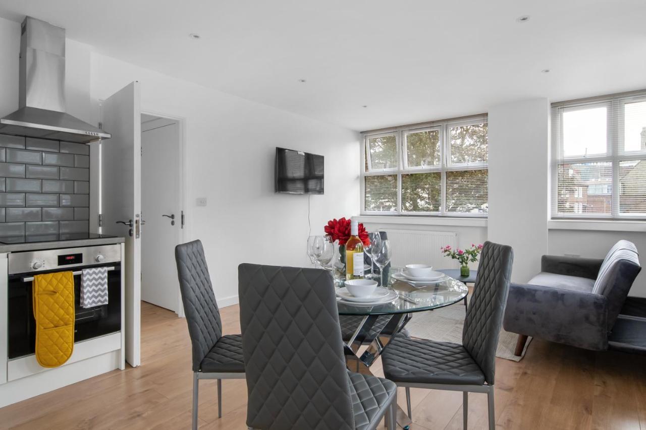 Livestay-Modern Apartments Building In Aylesbury آيْلسبري المظهر الخارجي الصورة